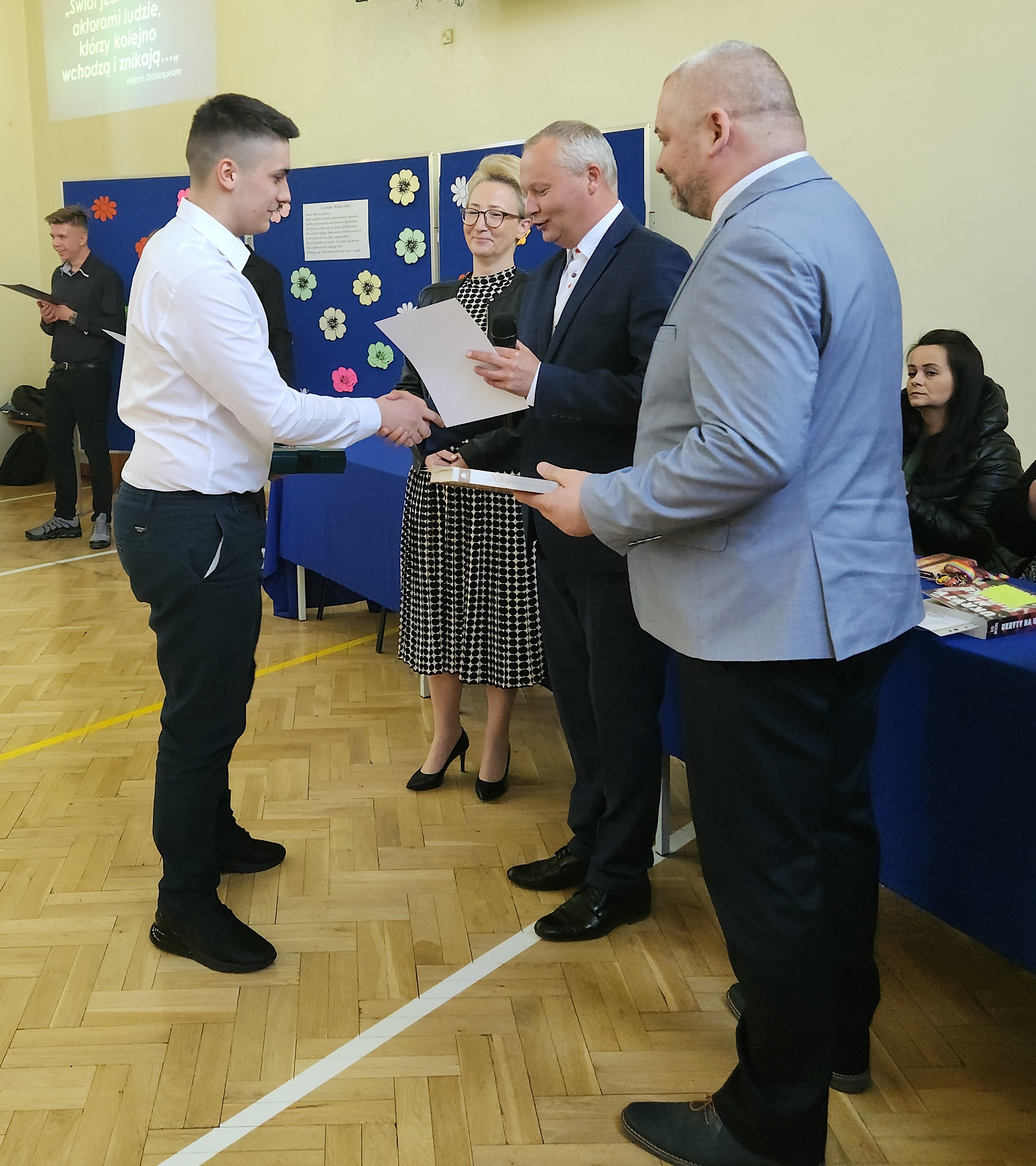 zakonczenie klas V 1a 11